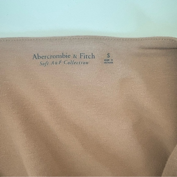 Abercrombie & Fitch V-Neck Long Sleeve Top - Light Brown - Picture 4 of 4